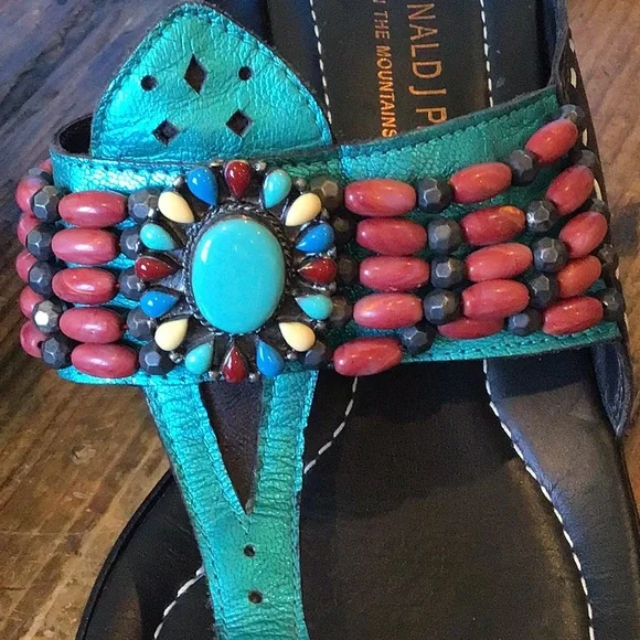 Donald J Pliner Sandals size 8 M - Picture 11 of 15